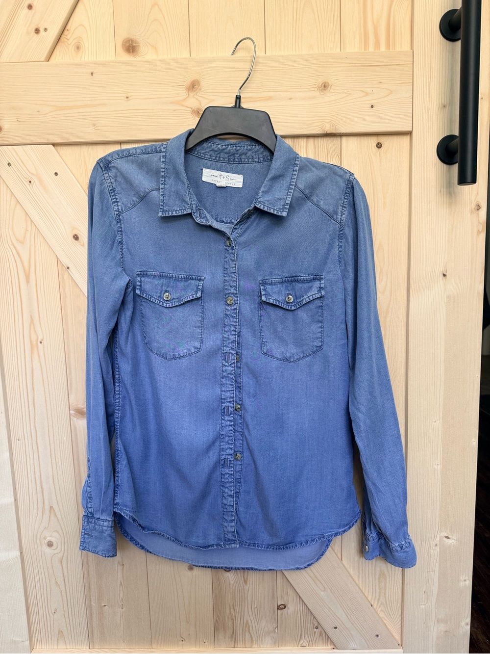 Thread & Supply Light Denim Shirt Label Detail